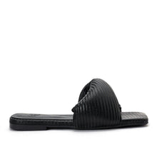 Pillow Twist Slipper