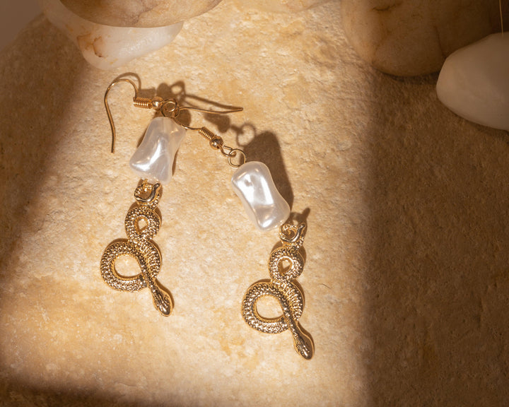 Pearl Gold Dangle Snake Earrings - TGS Worldwide
